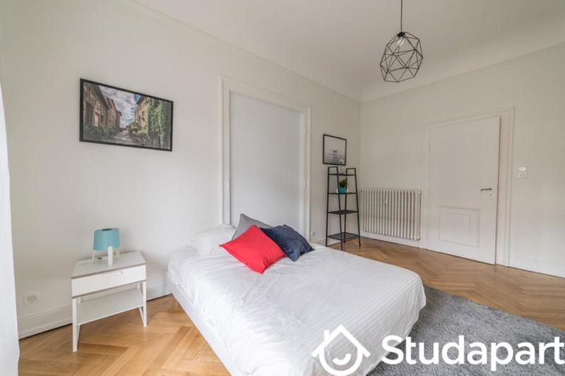 Chambre - 20 m² - 1 pièce