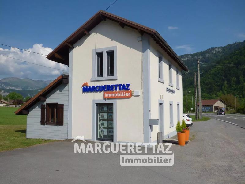 Maison - 111 m² - 6 pièces