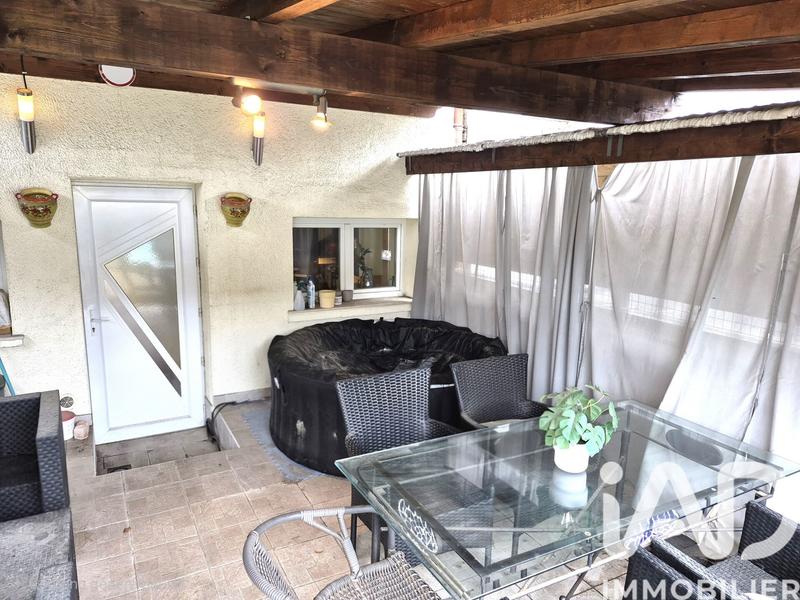 Maison de village - 81 m² - 3 pièces