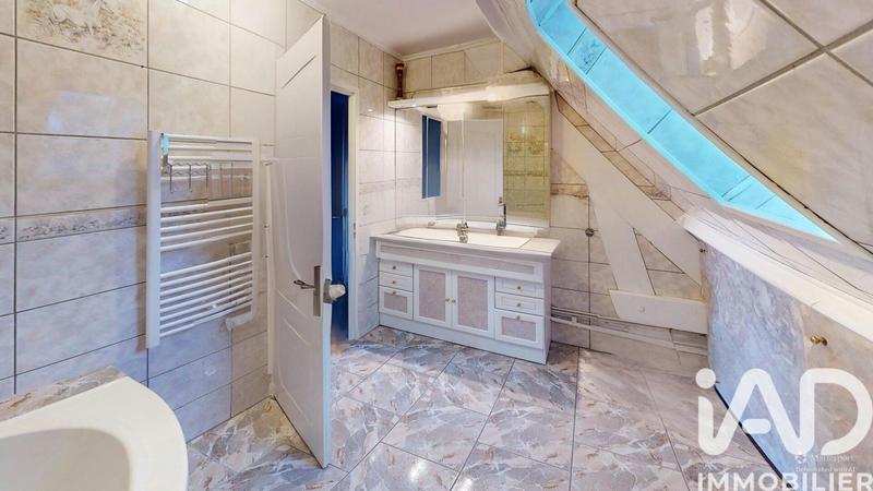 Maison - 128 m² - 6 pièces