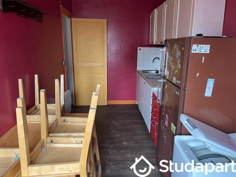 Chambre - 11 m² - 1 pièce