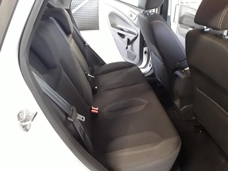 Ford Fiesta 1.0 Ecoboost 100 Cv Titanium