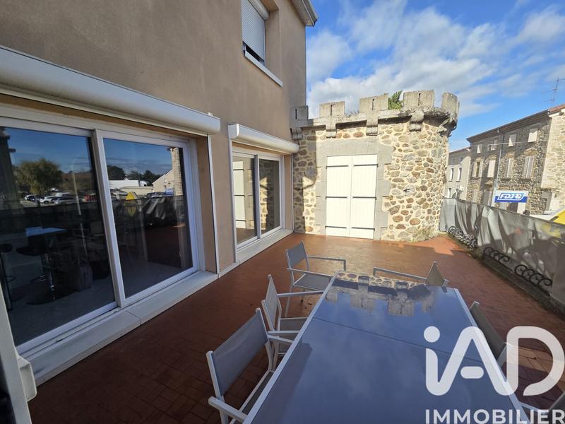 Appartement - 102 m² - 6 pièces