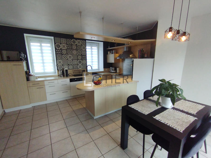 Maison - 125 m² - 5 pièces