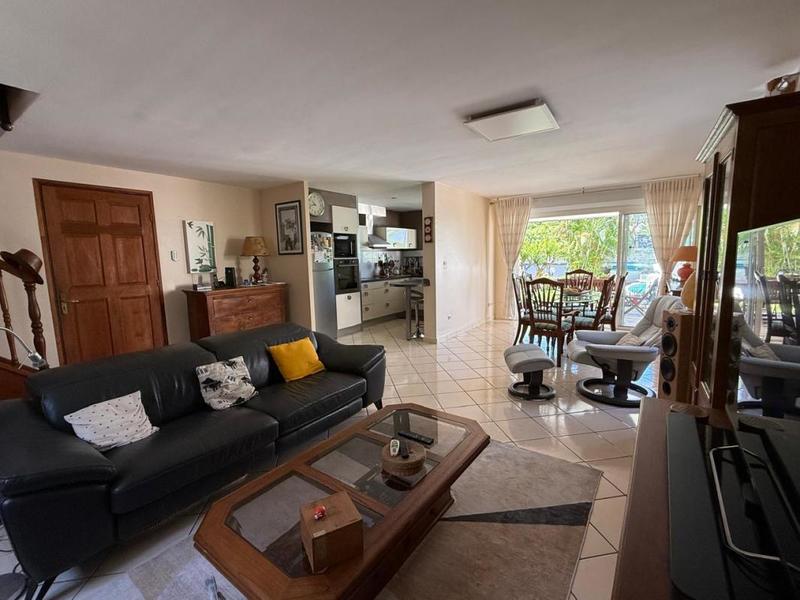 Maison - 169 m² - 5 pièces