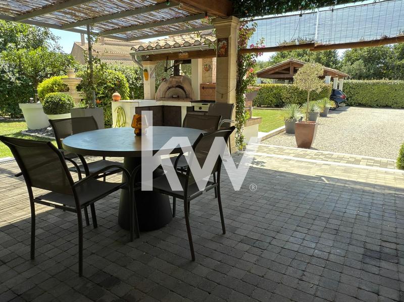 Maison - 153 m² - 6 pièces