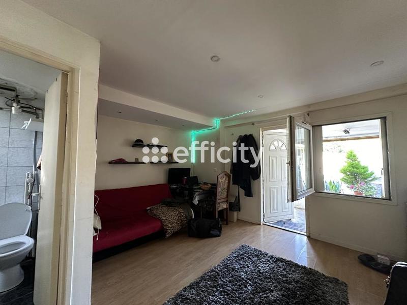 Maison - 93 m² - 5 pièces