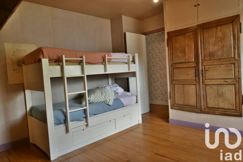 Maison - 198 m² - 10 pièces