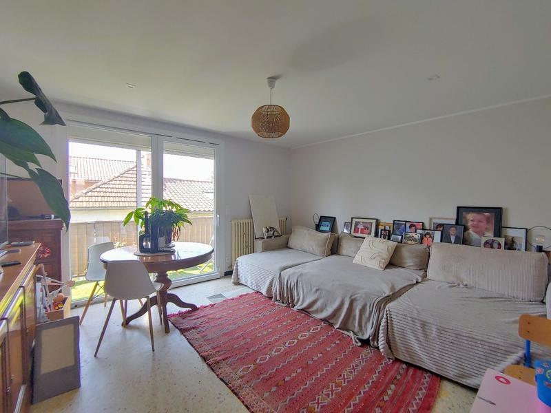 Appartement - 79 m² - 5 pièces