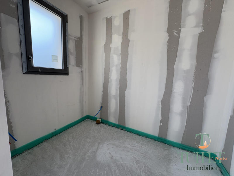 Maison contemporaine - 99 m² - 4 pièces