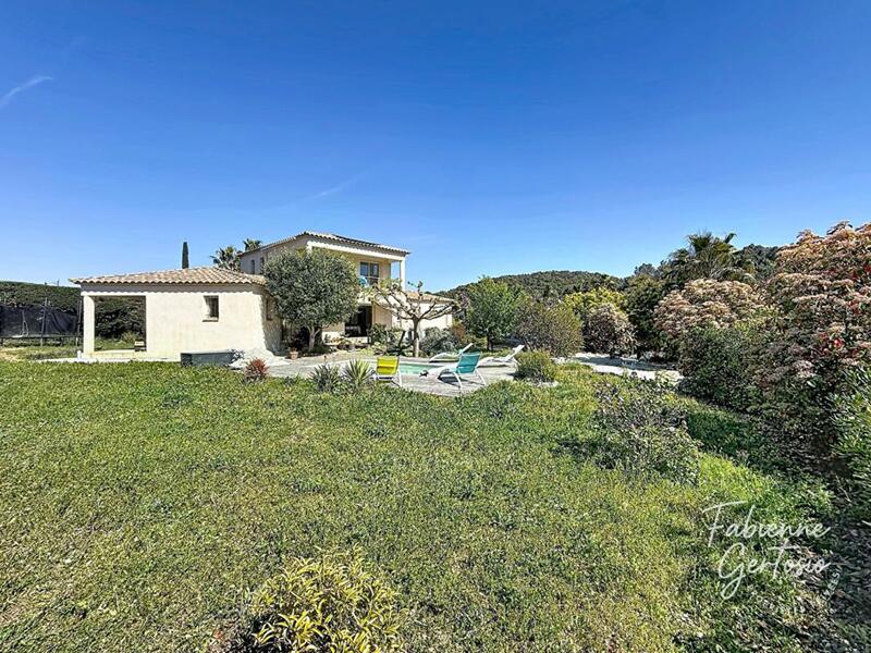 Maison - 127 m² - 6 pièces