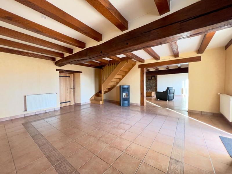 Maison - 230 m² - 7 pièces