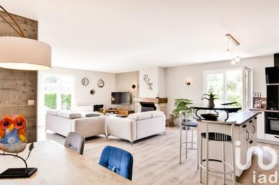 Maison - 122 m² - 5 pièces