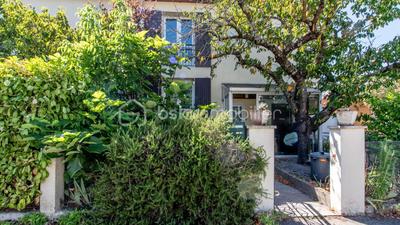 Maison - 92 m² - 4 pièces