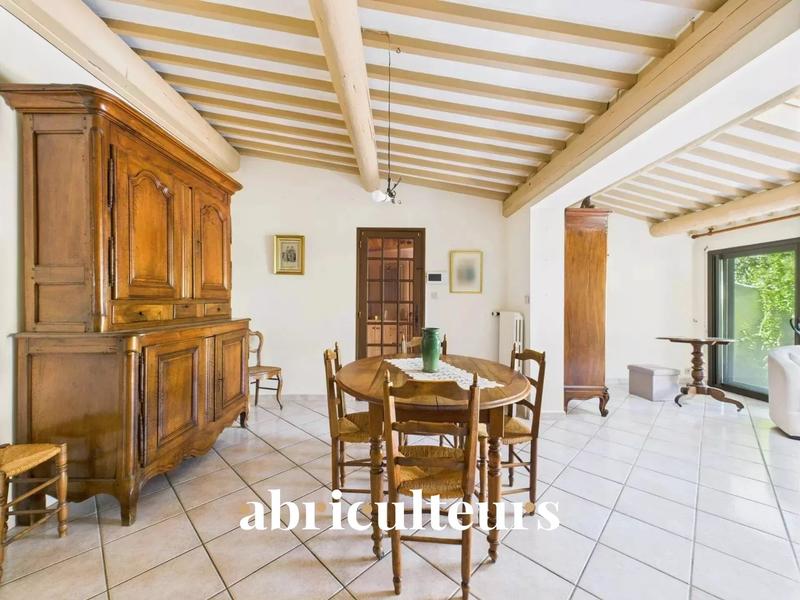 Maison - 94 m² - 5 pièces