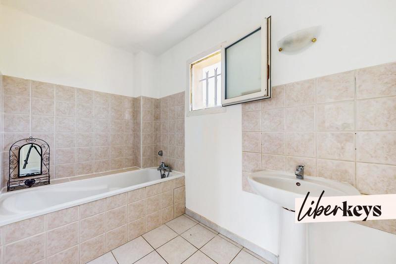 Maison - 82 m² - 4 pièces