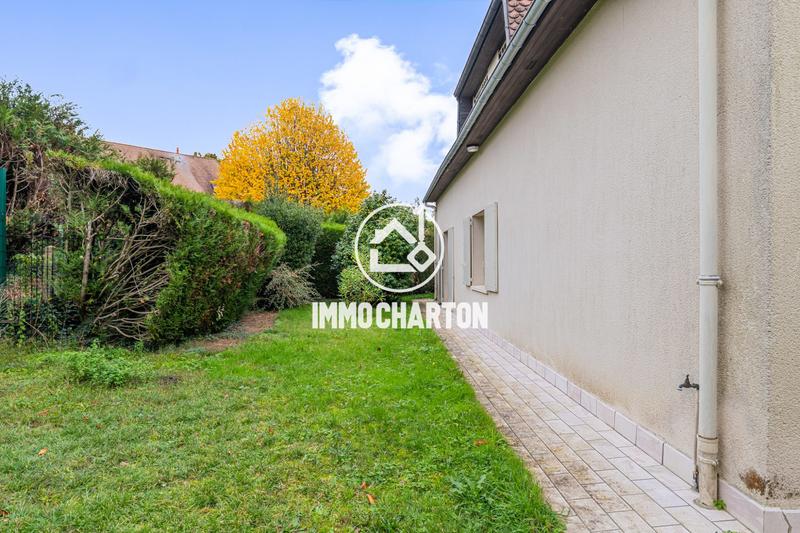 Maison - 212 m² - 8 pièces