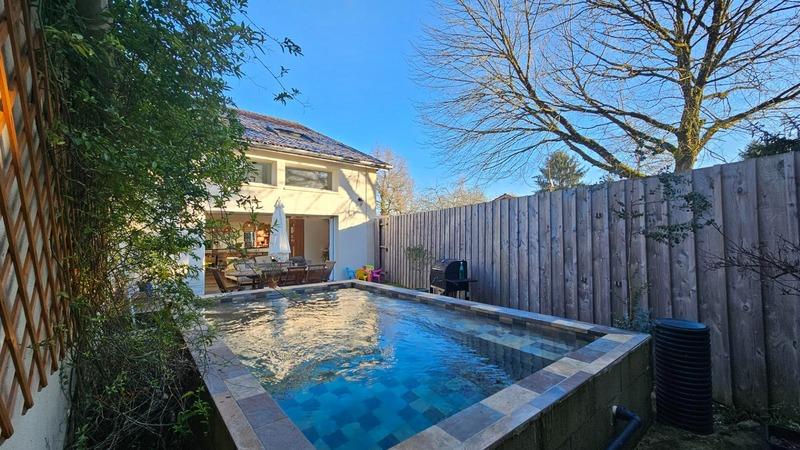 Maison - 172 m² - 7 pièces