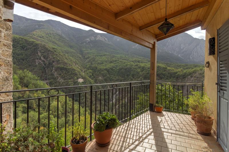 Maison de village - 95 m² - 4 pièces