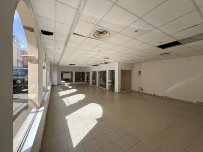 Local commercial - 80 m²