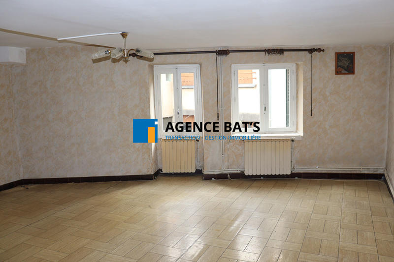 Maison - 106 m² - 5 pièces