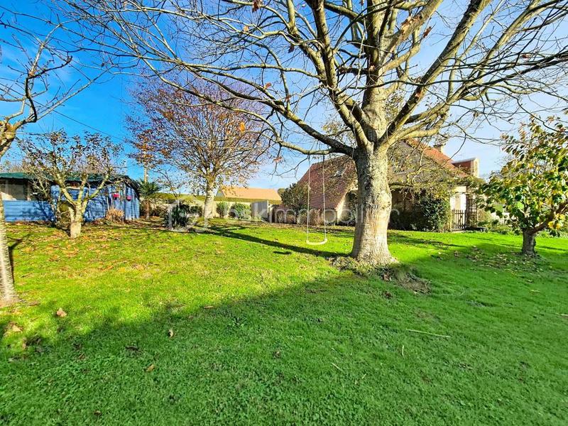 Maison traditionnelle - 125 m² - 6 pièces