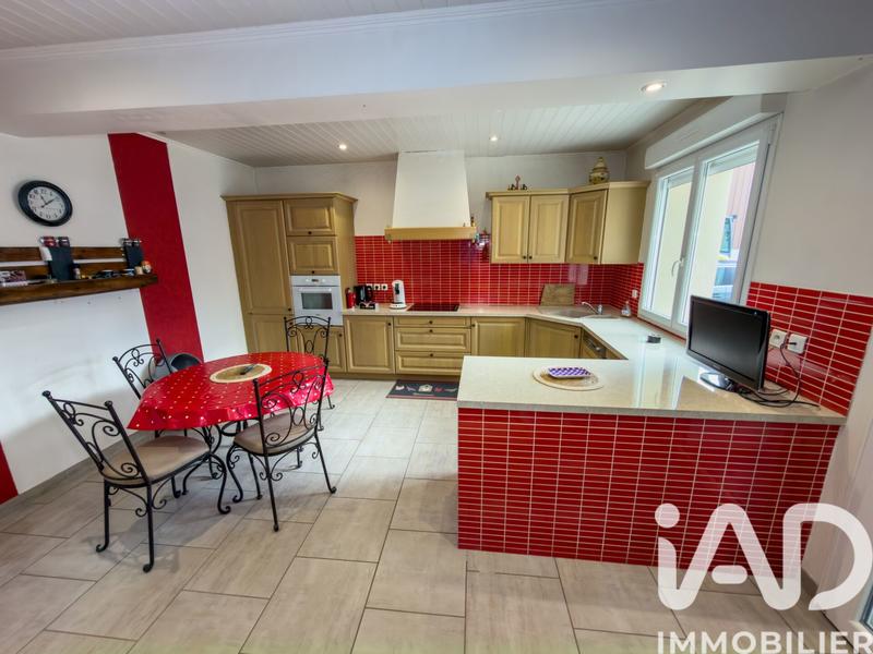 Maison de village - 277 m² - 8 pièces