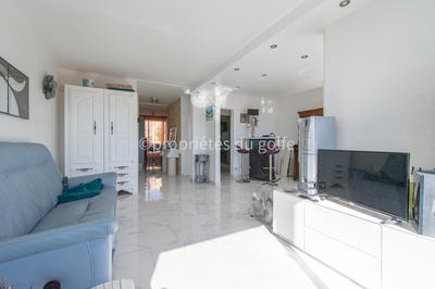 Appartement - 98 m² - 5 pièces