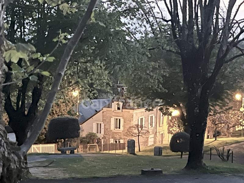 Maison - 94 m² - 4 pièces