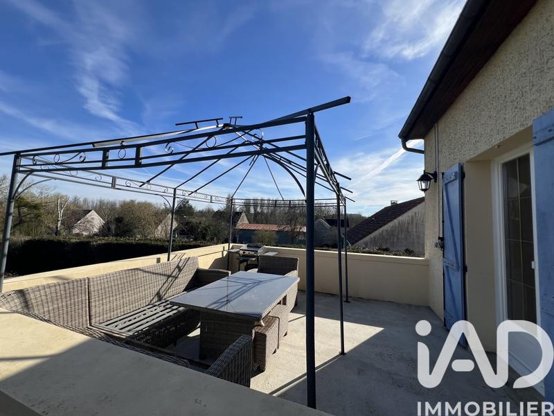 Maison - 122 m² - 5 pièces