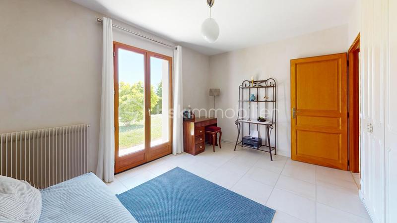 Maison - 181 m² - 7 pièces