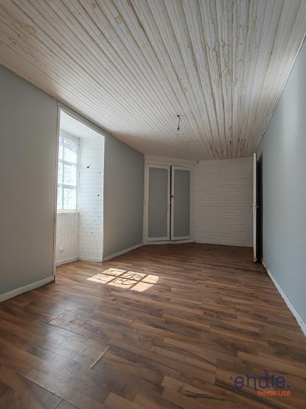 Maison - 143 m² - 5 pièces