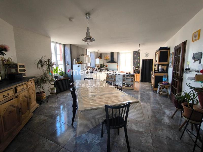 Maison ancienne - 192 m² - 7 pièces