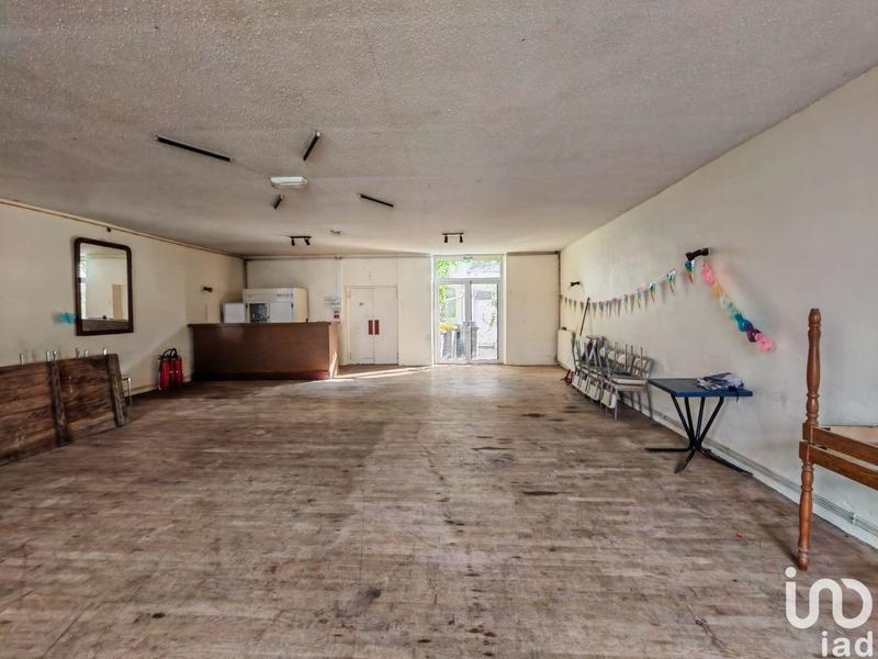 Maison - 350 m² - 6 pièces