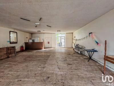 Maison - 350 m² - 6 pièces