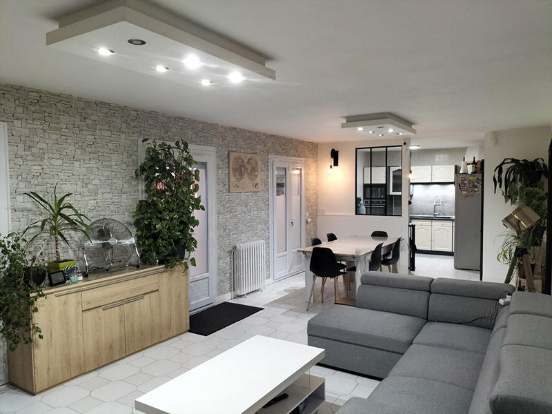 Maison - 185 m² - 7 pièces