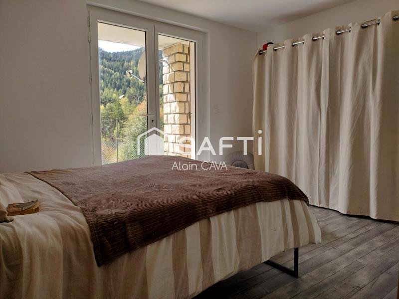 Maison - 105 m² - 4 pièces