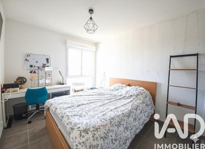 Appartement - 93 m² - 4 pièces