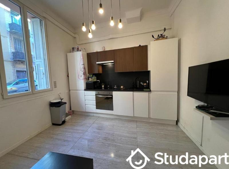 Chambre - 15 m² - 1 pièce