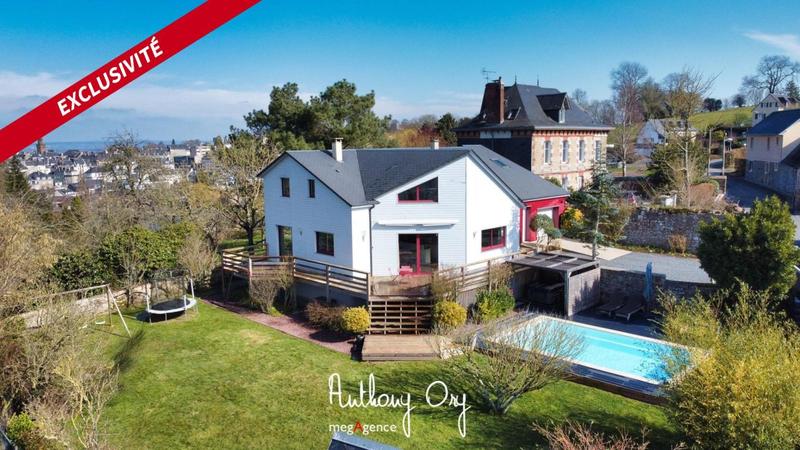 Maison d'architecte - 201 m² - 6 pièces