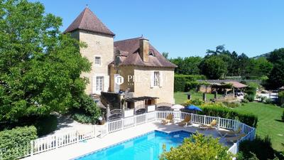 Demeure - 570 m² - 17 pièces