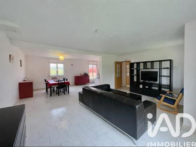 Maison - 143 m² - 7 pièces