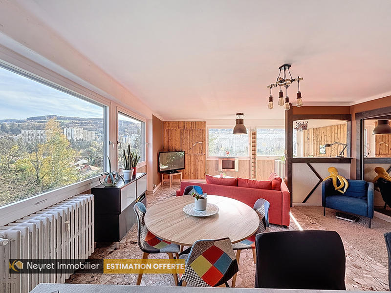 Appartement - 83 m² - 4 pièces