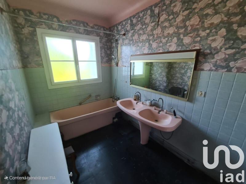 Maison - 181 m² - 7 pièces