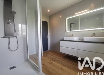 Maison - 117 m² - 4 pièces