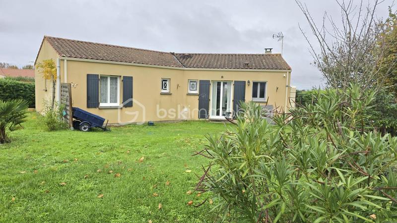 Maison - 90 m² - 4 pièces