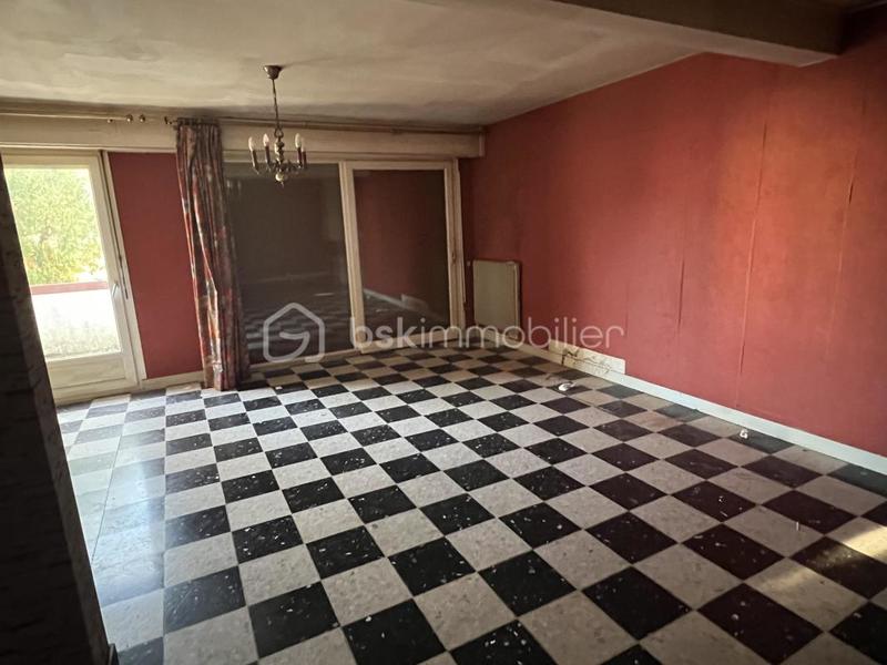 Appartement - 160 m² - 6 pièces