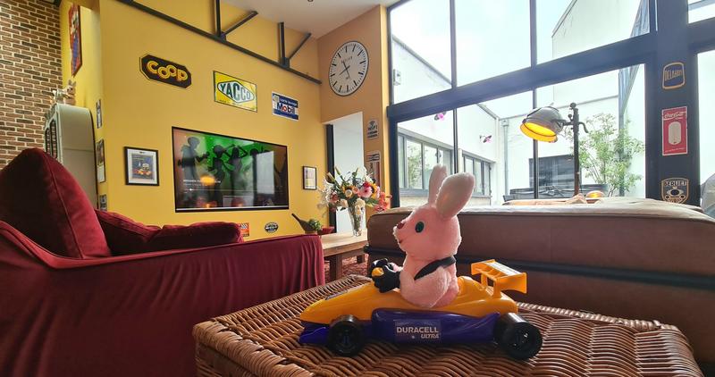 Loft - 350 m² - 9 pièces