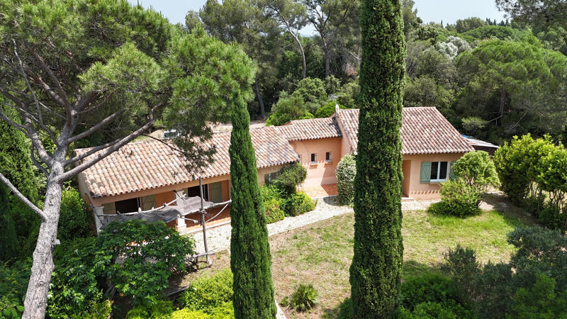 Villa - 140 m² - 4 pièces