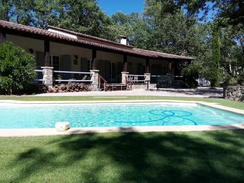 Villa - 173 m² - 6 pièces